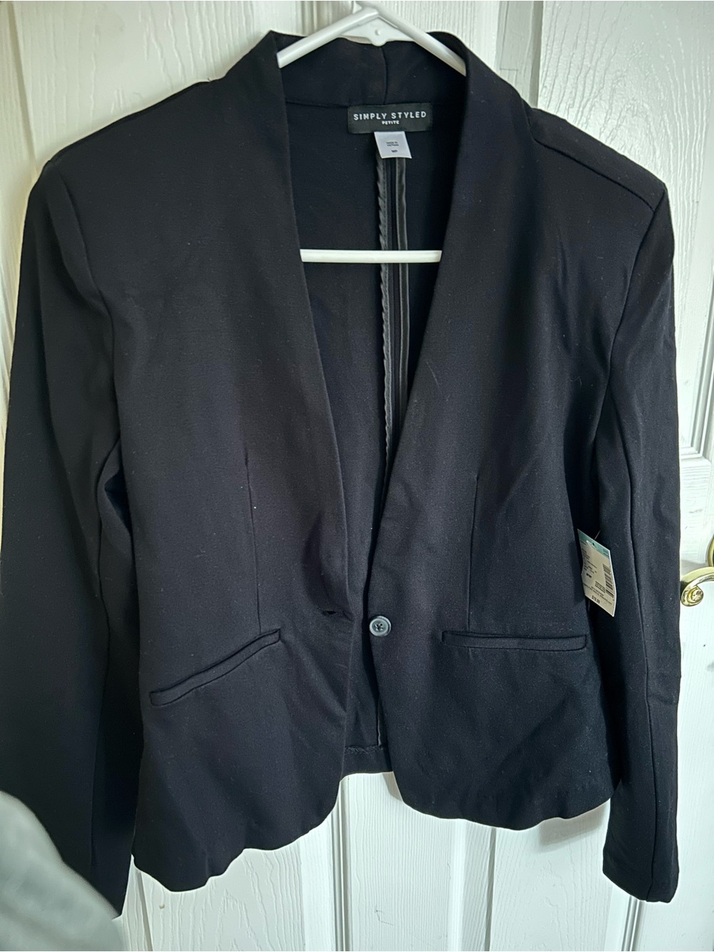 NWT • Size M Petite • Simply Styled Black Tailored Single-Button Blazer
